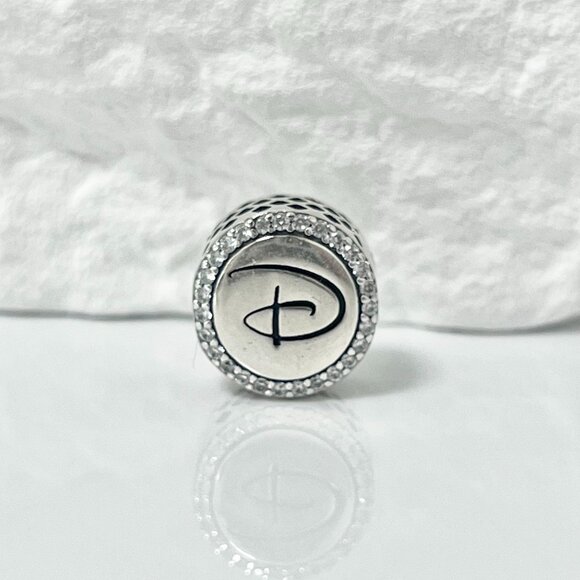 Pandora Walt Disney World Bead Charm S925 Silver Charm - Picture 1 of 3